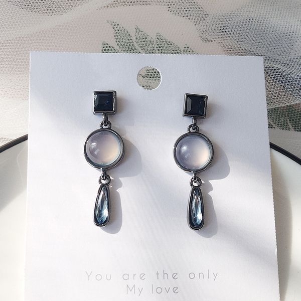 korean fashion earrings female s925 silver needle opal net red temperament 
korean fashion earrings female s925 silver needle opal net red temperament