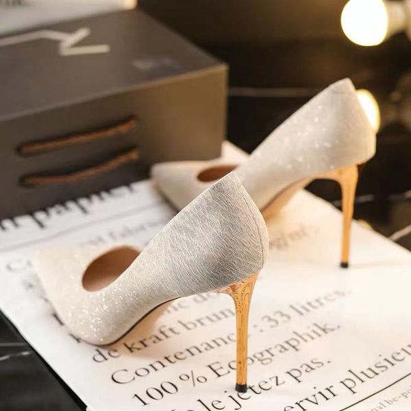 dress shoes 2021 women pumps suede high heels fashion office stiletto party female comfort, Black
dress shoes 2021 women pumps suede high heels fashion office stiletto party female comfort, Black