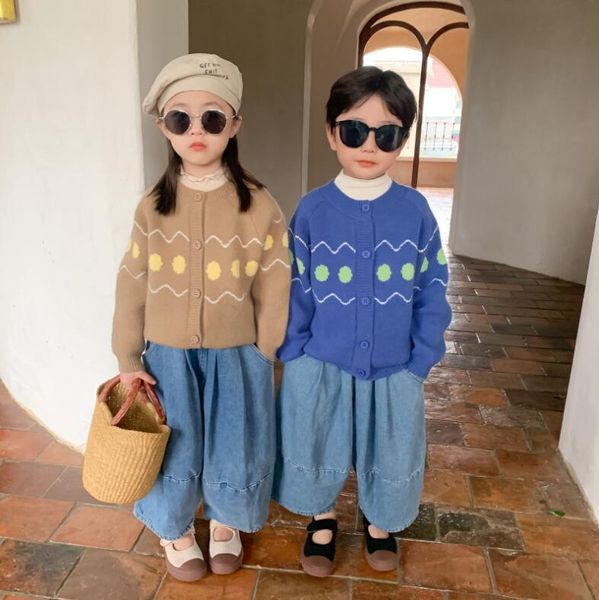 jackets 2021 arrival girls boys knitted sweaters autumn full sleeve fashion kids cardigan sweater 2-7 years co969, Blue;gray
jackets 2021 arrival girls boys knitted sweaters autumn full sleeve fashion kids cardigan sweater 2-7 years co969, Blue;gray