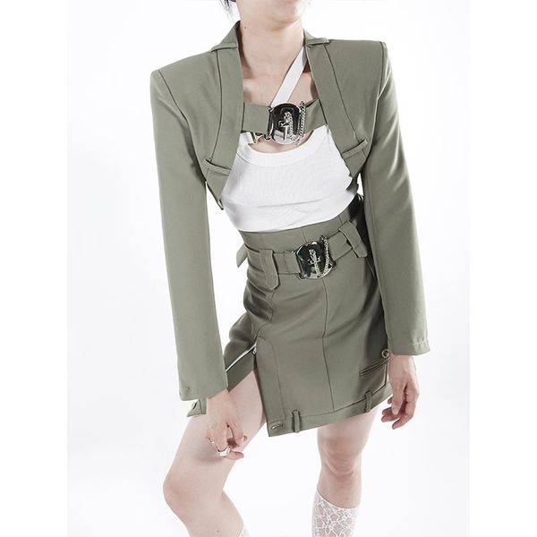 women's suits & blazers spring and summer jackets 2021 super short shoulder pad suit fashion design solid color coats clothing, White;black
women's suits & blazers spring and summer jackets 2021 super short shoulder pad suit fashion design solid color coats clothing, White;black
