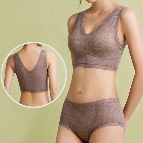 bras elifashion thin lace beautiful back short vest gathers up wrapped chest anti-glare underwear latex bra and briefs set, Red;black
bras elifashion thin lace beautiful back short vest gathers up wrapped chest anti-glare underwear latex bra and briefs set, Red;black