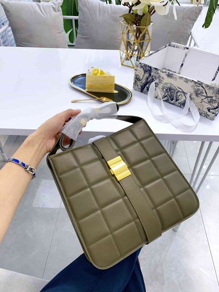 women luxurys designers bags 2021 tb organ chain strip small square litc crossbody bag totes designer handbag purse wallet handbags tote tb0
women luxurys designers bags 2021 tb organ chain strip small square litc crossbody bag totes designer handbag purse wallet handbags tote tb0