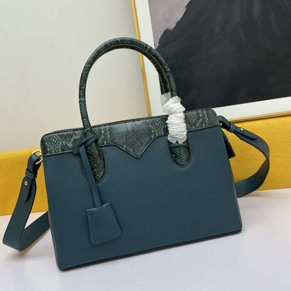 cross body designer bag shoulder bags handbags totes crossbody handbag fashion brand lady genuine leather high-end different colors size 33
cross body designer bag shoulder bags handbags totes crossbody handbag fashion brand lady genuine leather high-end different colors size 33