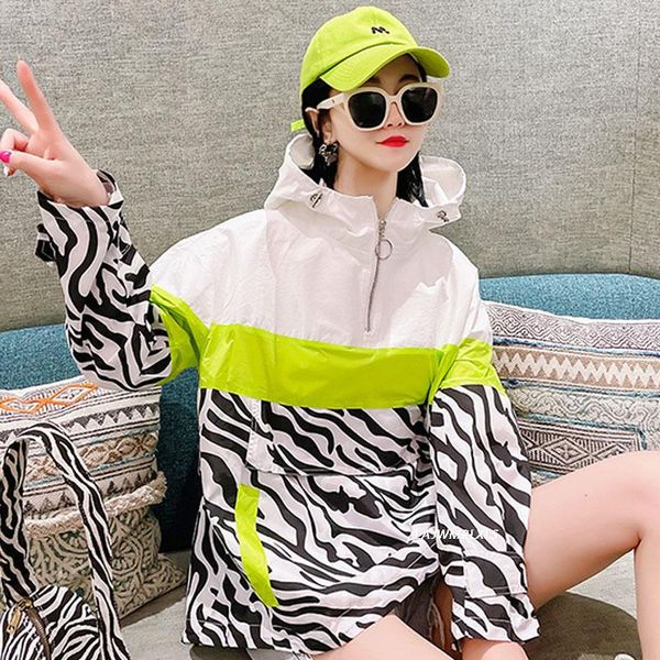 streetwear 2021 spring summer sun protection short jacket women's hooded long-sleeved stitching zebra pattern thin jackets, Black;brown 
streetwear 2021 spring summer sun protection short jacket women's hooded long-sleeved stitching zebra pattern thin jackets, Black;brown