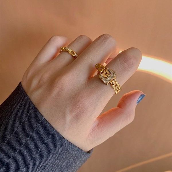 adjustable bling zircon belt buckle rings detachable metal soft chain ring luxury statement finger for women gifts cluster, Golden;silver
adjustable bling zircon belt buckle rings detachable metal soft chain ring luxury statement finger for women gifts cluster, Golden;silver