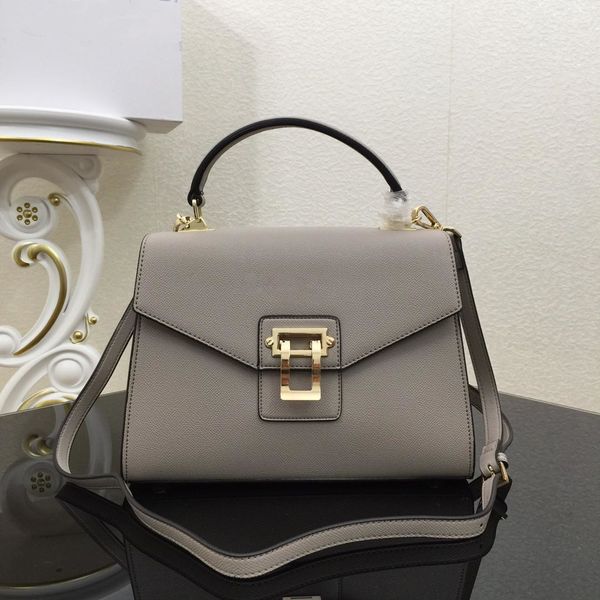 evening bags luxury designer handbags chaise longue leather material shoulder sack messenger fashionable decoration style
evening bags luxury designer handbags chaise longue leather material shoulder sack messenger fashionable decoration style