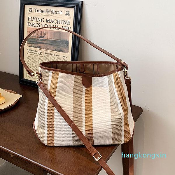 evening bags canvas totes striped women's handbag large capacity leather shoulder crossbody bag for women 2021 simple designer shopping
evening bags canvas totes striped women's handbag large capacity leather shoulder crossbody bag for women 2021 simple designer shopping