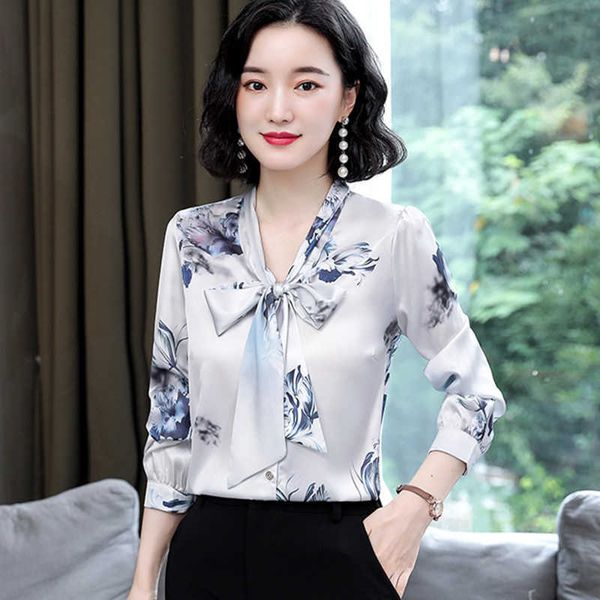 fashion silk blouse satin print long sleeve shirts woman v-neck ladies floral plus size 210604, White
fashion silk blouse satin print long sleeve shirts woman v-neck ladies floral plus size 210604, White