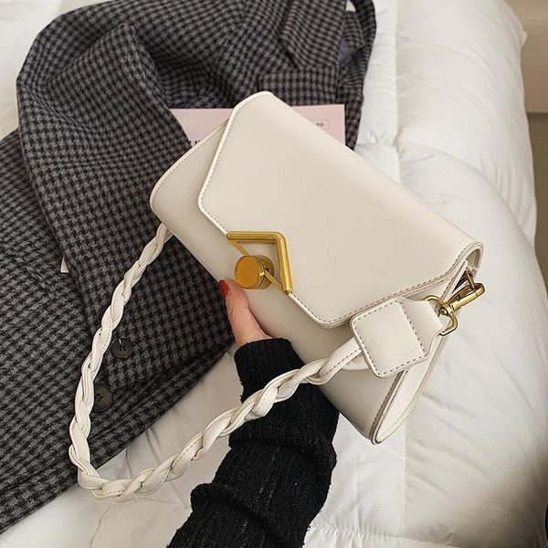 luxury handbag2021 trendy fashion ladies chain messenger bag shoulder small square western style female bags
luxury handbag2021 trendy fashion ladies chain messenger bag shoulder small square western style female bags