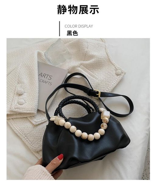 evening bags autumn and winter retro one-shoulder women's bag 2021 niche messenger high-end sense of all-match portable cloud
evening bags autumn and winter retro one-shoulder women's bag 2021 niche messenger high-end sense of all-match portable cloud