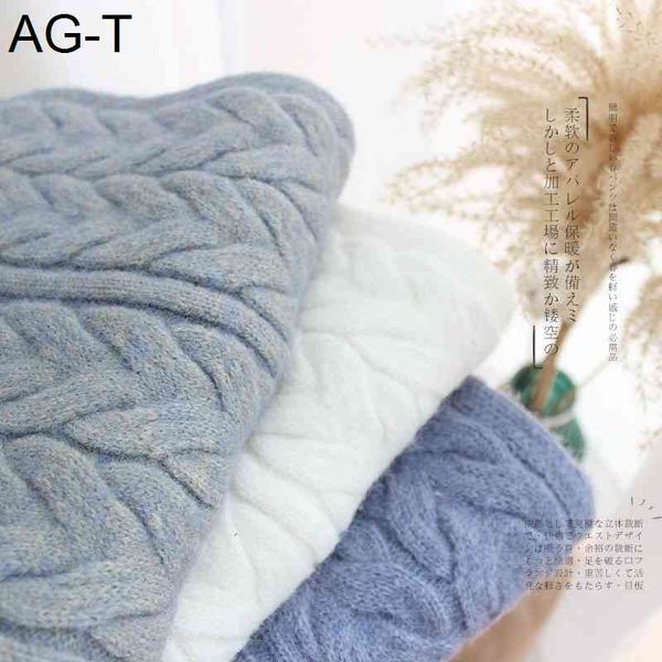 high-grade blue cashmere scarf female autumn and winter thickening wide korean version of the wool shawl two-use collar, Blue;gray
high-grade blue cashmere scarf female autumn and winter thickening wide korean version of the wool shawl two-use collar, Blue;gray