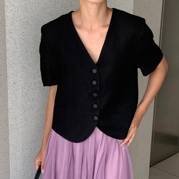 women's t-shirt korean chic summer versatile thin v-neck single breasted loose solid short sleeve shirt blouse210508, White
women's t-shirt korean chic summer versatile thin v-neck single breasted loose solid short sleeve shirt blouse210508, White