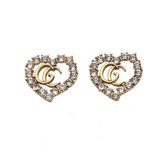 personality love earrings with brilliant diamonds inlaid pearl red lovely couple earrings female, Golden;silver
personality love earrings with brilliant diamonds inlaid pearl red lovely couple earrings female, Golden;silver