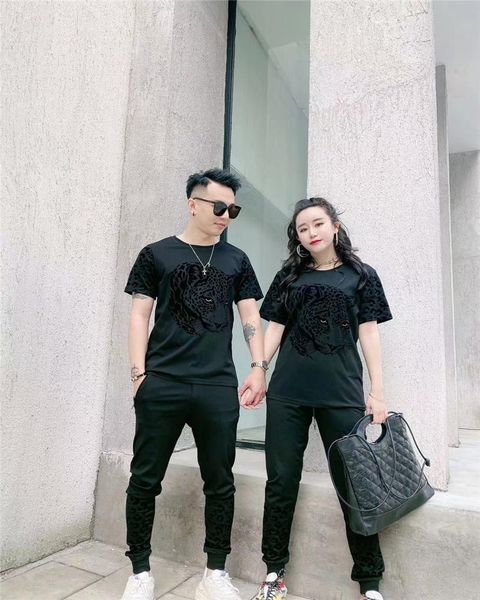 men's tracksuits and women's fashion sports suit personality t-shirt+trousers casual 2-piece set, Gray
men's tracksuits and women's fashion sports suit personality t-shirt+trousers casual 2-piece set, Gray