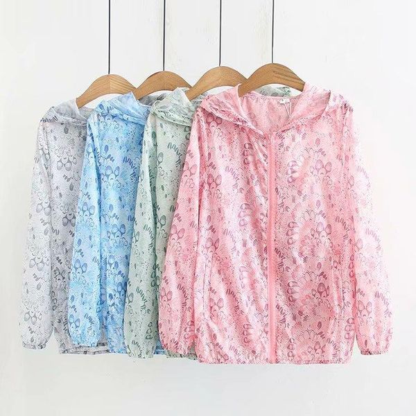 women's jackets thin summer hooded plus size flower print woman 2021 lady oversized casual loose outwear coat female, Black;brown
women's jackets thin summer hooded plus size flower print woman 2021 lady oversized casual loose outwear coat female, Black;brown