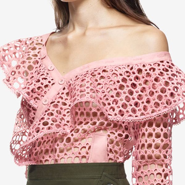 fashion women's shirt pink one-shoulder slash neck sleeve guipure-lace blouse elegant brand blusas clothing, White
fashion women's shirt pink one-shoulder slash neck sleeve guipure-lace blouse elegant brand blusas clothing, White
