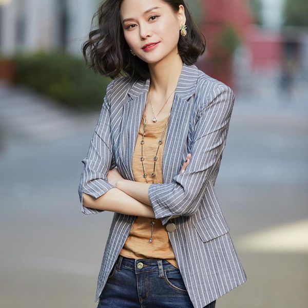 women's suits & blazers fashion formal stripe blazer feminino 2021 slim short suit women spring mujer casual plus size s-3xl, White;black
women's suits & blazers fashion formal stripe blazer feminino 2021 slim short suit women spring mujer casual plus size s-3xl, White;black