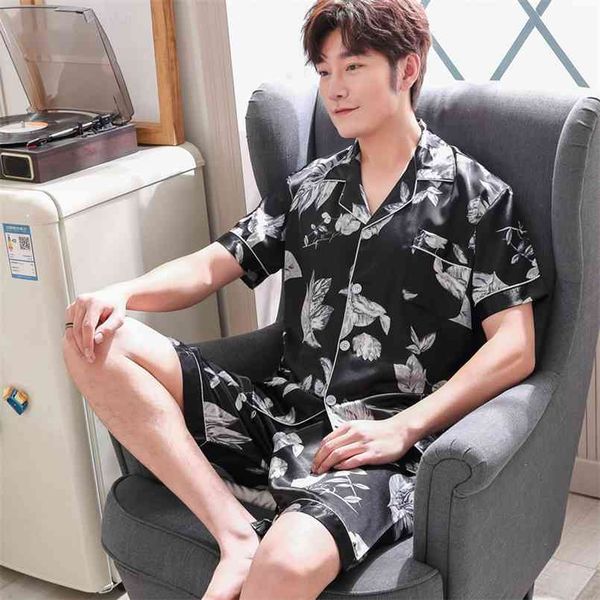 thoshine brand men satin silk nightwear pajamas sets of t-shirt & shorts male print pijama sleepwear loungewear buttons closure 210812, Black;brown
thoshine brand men satin silk nightwear pajamas sets of t-shirt & shorts male print pijama sleepwear loungewear buttons closure 210812, Black;brown