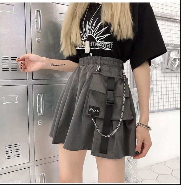 japanese streetwear tooling half womens skirts length pleated hip hop black short fashion high waist harajuku
japanese streetwear tooling half womens skirts length pleated hip hop black short fashion high waist harajuku