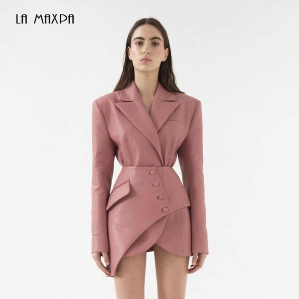 casual dresses 2021 high street autumn women's pu two piece lapel long sleeve belt irregular dress celebrity party, Black;gray
casual dresses 2021 high street autumn women's pu two piece lapel long sleeve belt irregular dress celebrity party, Black;gray