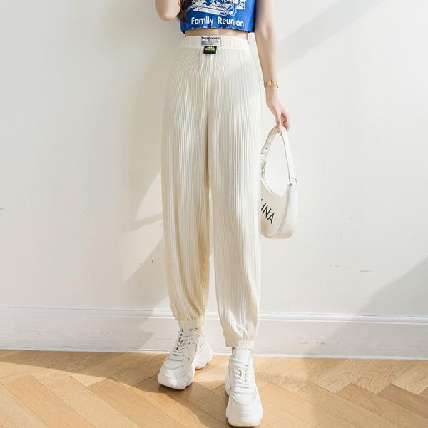 women's pants & capris ice silk drape feet pleated women summer high waist slim casual cropped trousers elastic cargo, Black;white
women's pants & capris ice silk drape feet pleated women summer high waist slim casual cropped trousers elastic cargo, Black;white