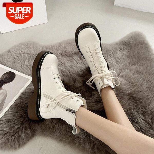 martin boots women's fashion british style versatile small short black and white spring autumn thick soled single #2e5k
martin boots women's fashion british style versatile small short black and white spring autumn thick soled single #2e5k