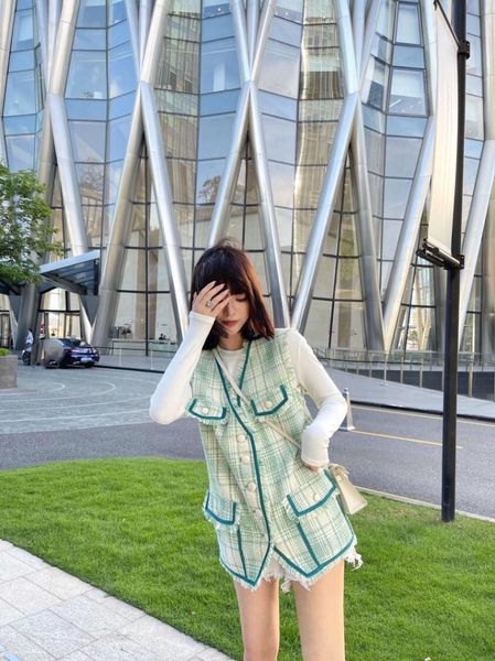 women's vests 2021fw autumn vintage women plaid tassel v neck vest coat female casual tweed 2 color gdnz 7.22, Black;white
women's vests 2021fw autumn vintage women plaid tassel v neck vest coat female casual tweed 2 color gdnz 7.22, Black;white