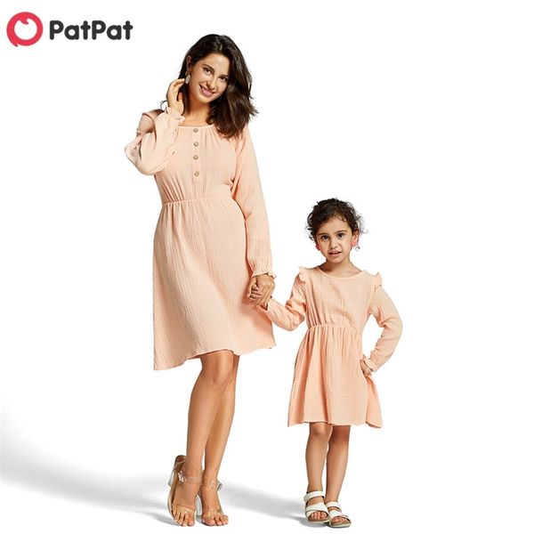 summer solid button dresses for mommy and me matching outfits long sleeve 210528, Blue
summer solid button dresses for mommy and me matching outfits long sleeve 210528, Blue