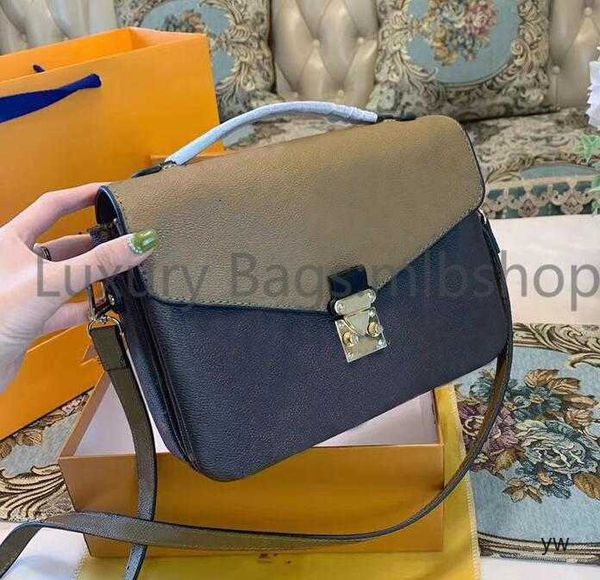 2021 new classic luxurys designers bags messenger bag women totes fashion vintage printing shoulder cl yw
2021 new classic luxurys designers bags messenger bag women totes fashion vintage printing shoulder cl yw