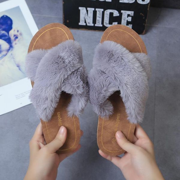 slippers 2021 korean version of spring and autumn short fluffy women's fur warm indoor home flat sandals, Black
slippers 2021 korean version of spring and autumn short fluffy women's fur warm indoor home flat sandals, Black