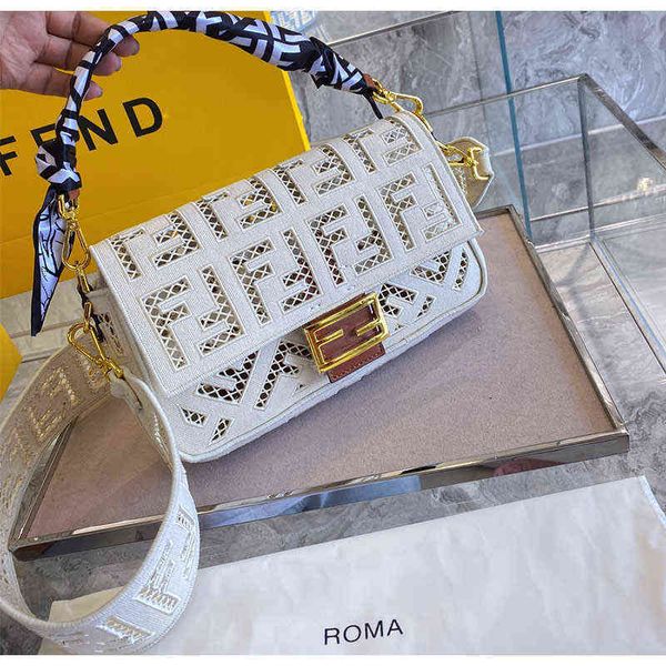 2021 summer new ff letter canvas hollow out staff single shoulder messenger bag female versatile fashion trend zlyluxury
2021 summer new ff letter canvas hollow out staff single shoulder messenger bag female versatile fashion trend zlyluxury