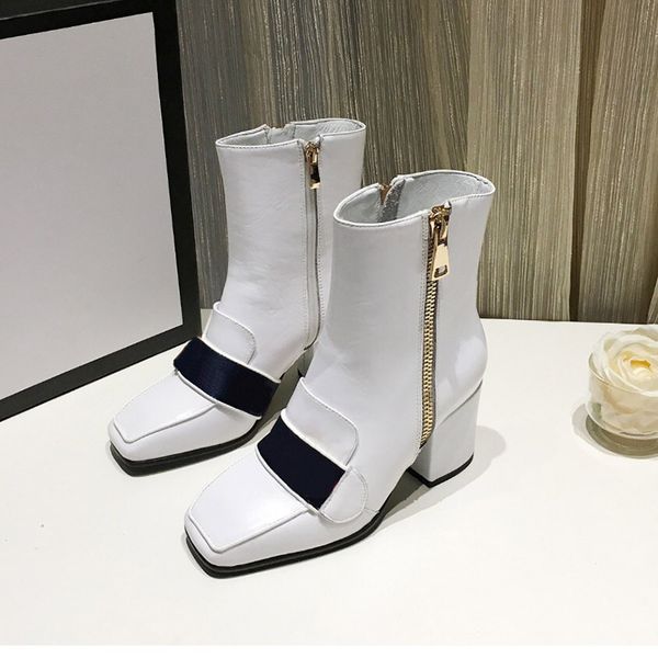 2022 new women luxurys designer boots designer heels ladies ankle boot fashion womens autumn winter high heel short leather leather winter w, Black
2022 new women luxurys designer boots designer heels ladies ankle boot fashion womens autumn winter high heel short leather leather winter w, Black