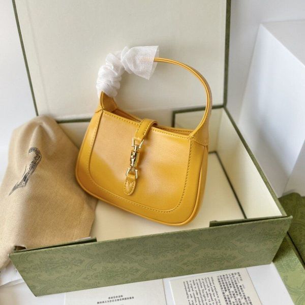 designer fashion retro underarm bag cowhide leather shoulder bags with personalized lock decorative ladies handbag lcm
designer fashion retro underarm bag cowhide leather shoulder bags with personalized lock decorative ladies handbag lcm