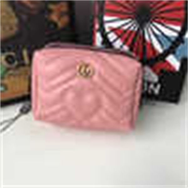 chain brand designer luxury card 476165 cosmetic bag wallet spring and summer key new style real pouches leather long wallets holders phone, Red;black
chain brand designer luxury card 476165 cosmetic bag wallet spring and summer key new style real pouches leather long wallets holders phone, Red;black