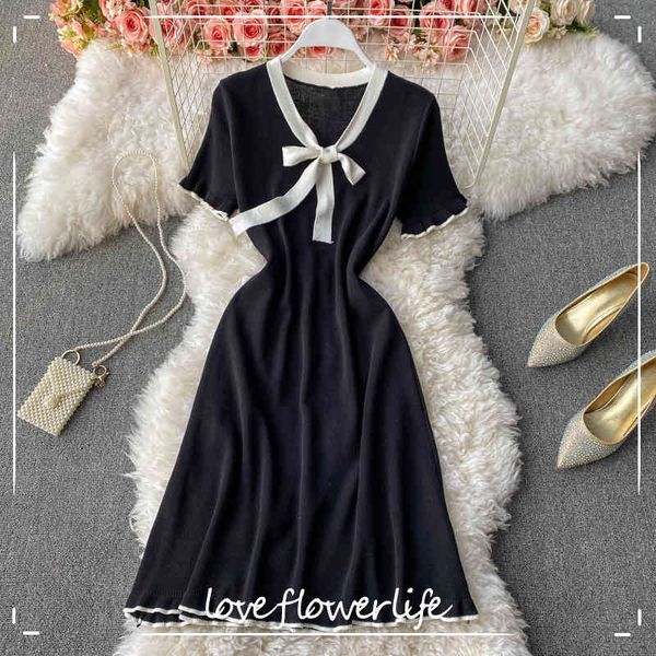 loveflowerlife summer vintage solid v neck dress a line short pullover high waist mid-calf women knitting dresses 210521, Black;gray
loveflowerlife summer vintage solid v neck dress a line short pullover high waist mid-calf women knitting dresses 210521, Black;gray
