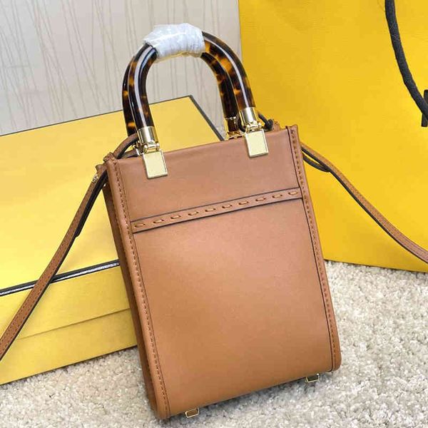 65% off store online style retro contrast color handle square leather mini handbag ladies new fashion all-match diagonal bag shoulder bag
65% off store online style retro contrast color handle square leather mini handbag ladies new fashion all-match diagonal bag shoulder bag