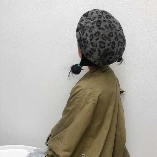 berets 2021 fashion leopard beret retro wild children parent-child literary painter hat go shopping and travel with, Blue;gray
berets 2021 fashion leopard beret retro wild children parent-child literary painter hat go shopping and travel with, Blue;gray