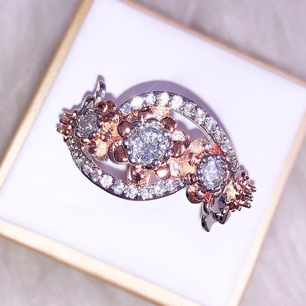 cluster rings european and american vintage rose gold flower diamond ring elegant temperament jewelry exquisite romantic gift, Golden;silver
cluster rings european and american vintage rose gold flower diamond ring elegant temperament jewelry exquisite romantic gift, Golden;silver