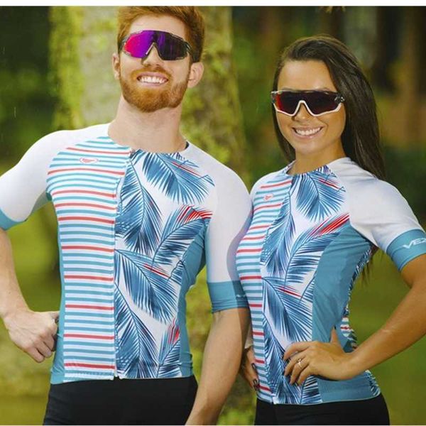 cycling clothing pro team jersey sportswear bike pants ropa ciclismo summer bicycle maillot shorts racing sets, Black;blue
cycling clothing pro team jersey sportswear bike pants ropa ciclismo summer bicycle maillot shorts racing sets, Black;blue