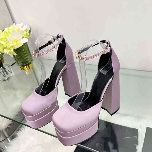 designer womens 2022sandals shoes heels women sandal thick with red bottom lady slipper summer footwear fashion 13cm heel b, Black
designer womens 2022sandals shoes heels women sandal thick with red bottom lady slipper summer footwear fashion 13cm heel b, Black