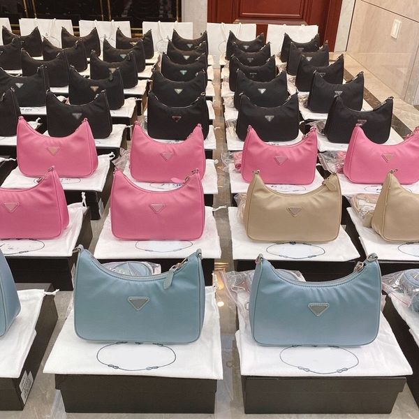 designer handbags mini french stick bag canvas bag pvc old flower geometric cover style horizontal leather messenger bag
designer handbags mini french stick bag canvas bag pvc old flower geometric cover style horizontal leather messenger bag