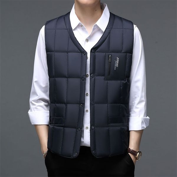 winter men duck down vest sleeveless coat ultralight puffer vest jacket fashion v-neck windproof down waistcoat padded 220114, Black;white
winter men duck down vest sleeveless coat ultralight puffer vest jacket fashion v-neck windproof down waistcoat padded 220114, Black;white