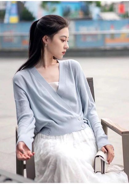 women's knits & tees baby blue knitted v-neck sequin wool cardigan women 2021 spring and autumn long sleeve loose sweater jacket, White
women's knits & tees baby blue knitted v-neck sequin wool cardigan women 2021 spring and autumn long sleeve loose sweater jacket, White