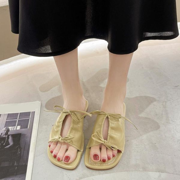slippers flat shoes female ladies' square toe luxury slides low slipers women designer 2021 summer basic rome pu rubber sho, Black
slippers flat shoes female ladies' square toe luxury slides low slipers women designer 2021 summer basic rome pu rubber sho, Black