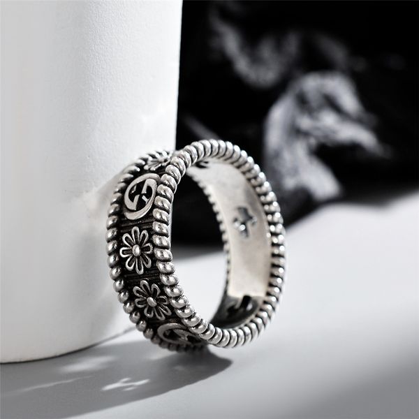 ladies fashion jewelry flower pattern classic personality, hip hop fashion ring, couple gift ring, Silver
ladies fashion jewelry flower pattern classic personality, hip hop fashion ring, couple gift ring, Silver