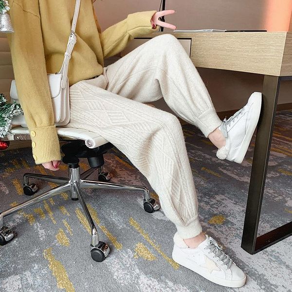 women autumn winter elegant knitted pant female slim high waist wide leg lady casual loose straight trouser h130 women's pants & capris, Black;white
women autumn winter elegant knitted pant female slim high waist wide leg lady casual loose straight trouser h130 women's pants & capris, Black;white