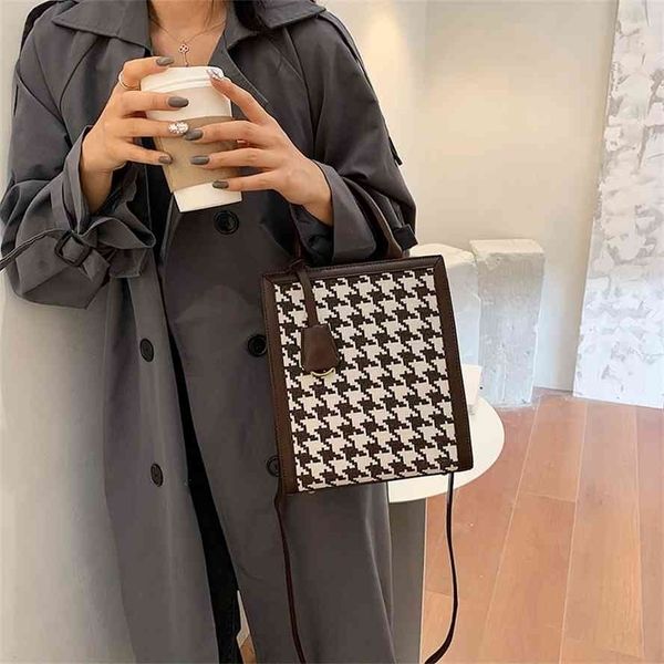 qianniaoge portable tote capacity single shoulder versatile large advanced women's bag new fashion in winter 2021
qianniaoge portable tote capacity single shoulder versatile large advanced women's bag new fashion in winter 2021
