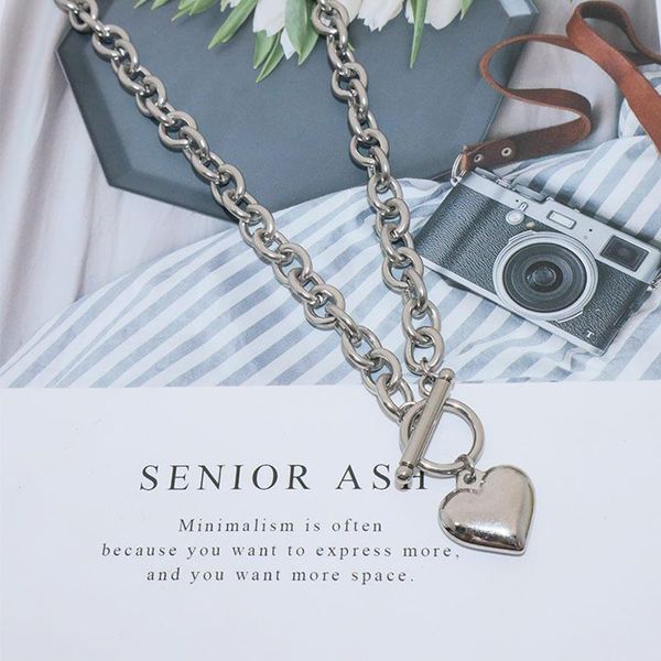 chains heart pendant necklace for women silver color thick chain ot buckle collar punk jewelry gift
chains heart pendant necklace for women silver color thick chain ot buckle collar punk jewelry gift