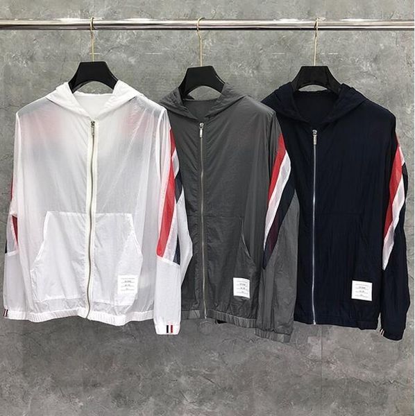 men's jackets 2021 fashion brand jacket men thin hollow out sun-protective summer sports coat striped casual hooded skin windbreaker, Black;brown
men's jackets 2021 fashion brand jacket men thin hollow out sun-protective summer sports coat striped casual hooded skin windbreaker, Black;brown