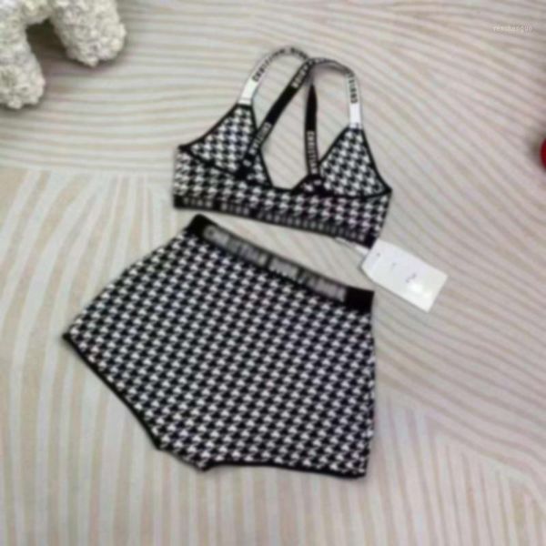 women's brassiere sets show high-quality heavy craft european and american style good swimwear, White;black
women's brassiere sets show high-quality heavy craft european and american style good swimwear, White;black